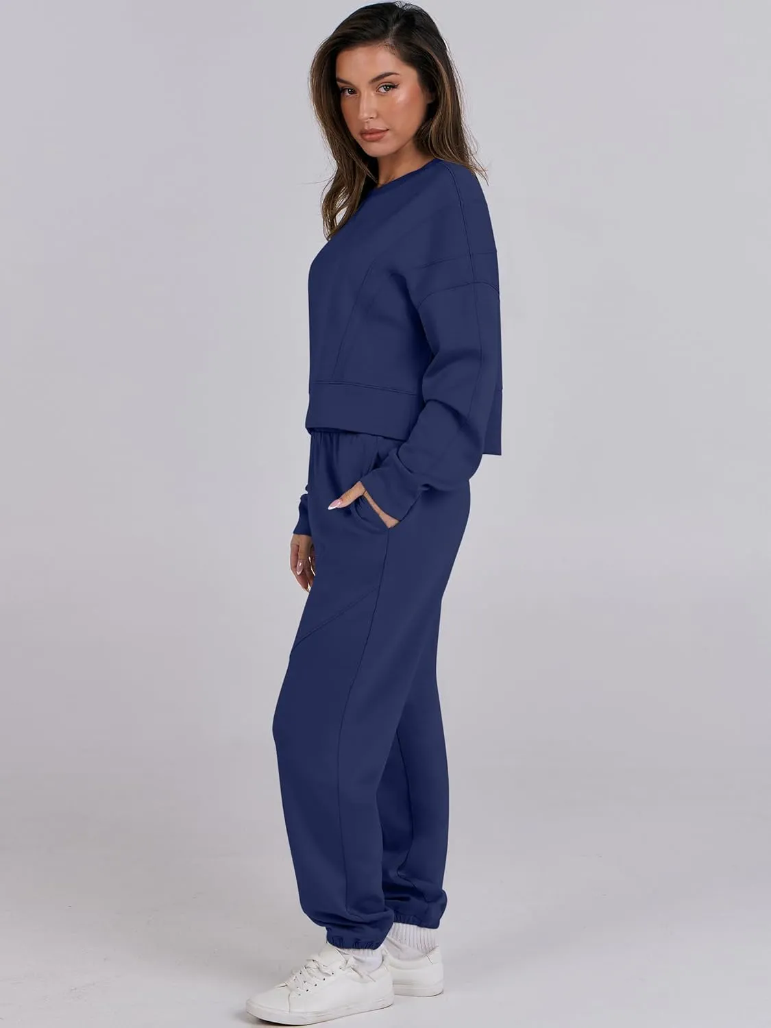 ANRABESS Womens 2 Piece Outfits Lounge Sets Cropped Sweatshirt & Joggers Fashion Sweatsuit Sweat Set 2025 Spring Travel