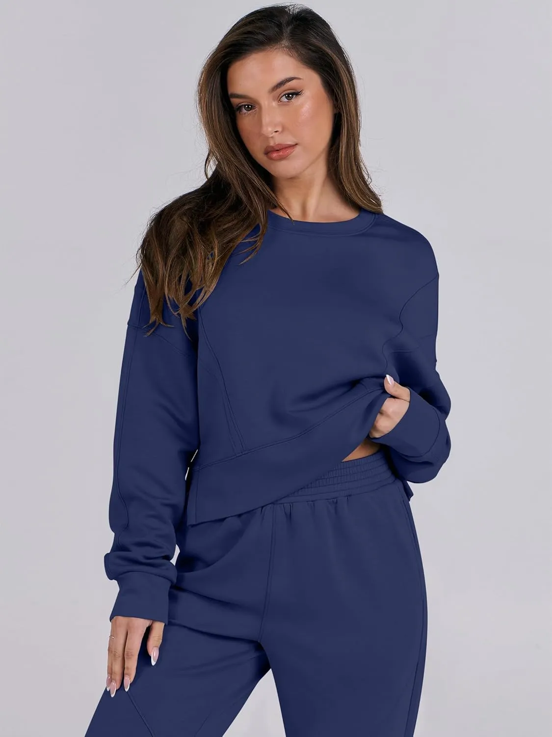 ANRABESS Womens 2 Piece Outfits Lounge Sets Cropped Sweatshirt & Joggers Fashion Sweatsuit Sweat Set 2025 Spring Travel