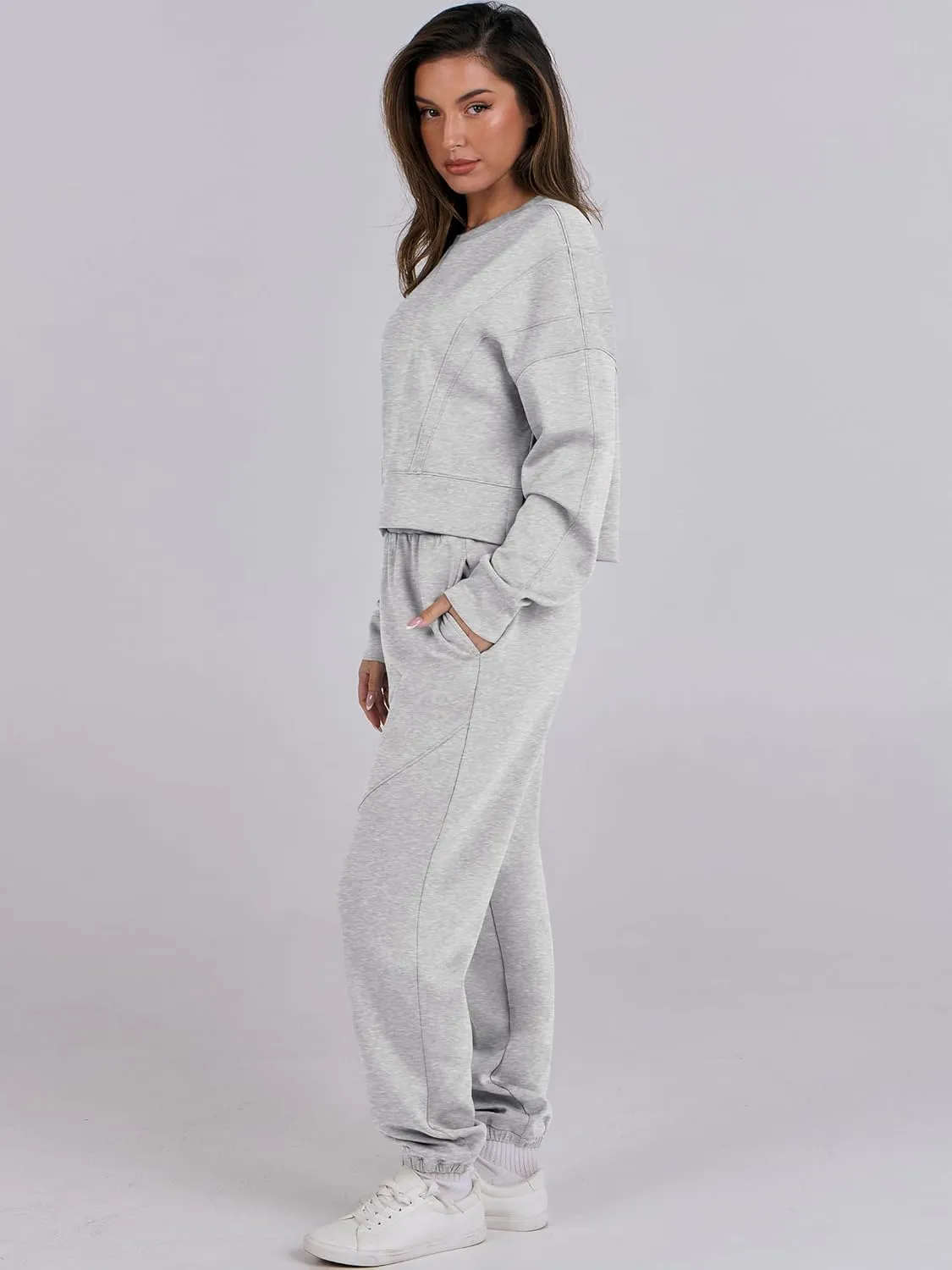 ANRABESS Womens 2 Piece Outfits Lounge Sets Cropped Sweatshirt & Joggers Fashion Sweatsuit Sweat Set 2025 Spring Travel
