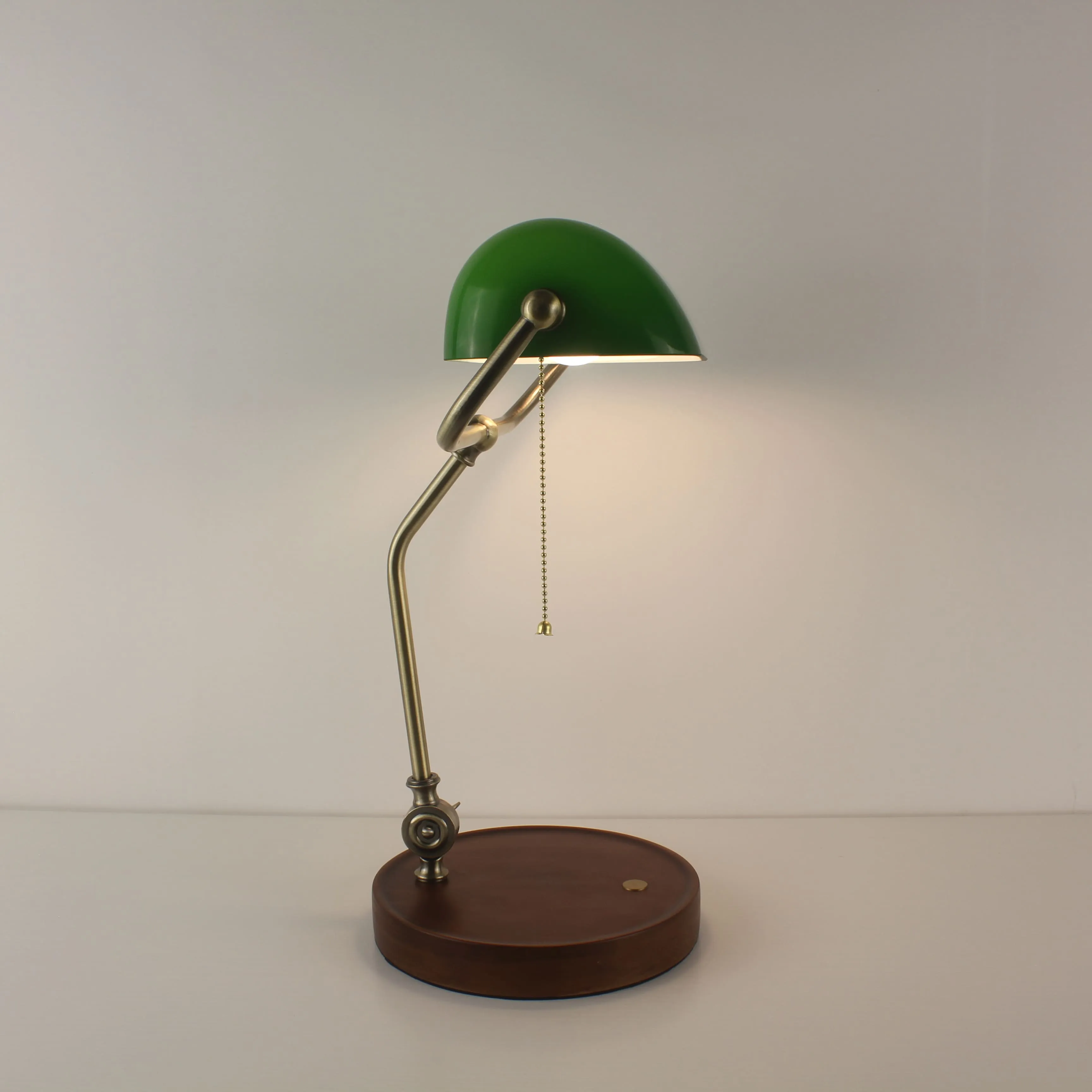 Cordless Bankers Lamp - Battery Operated Library Lights