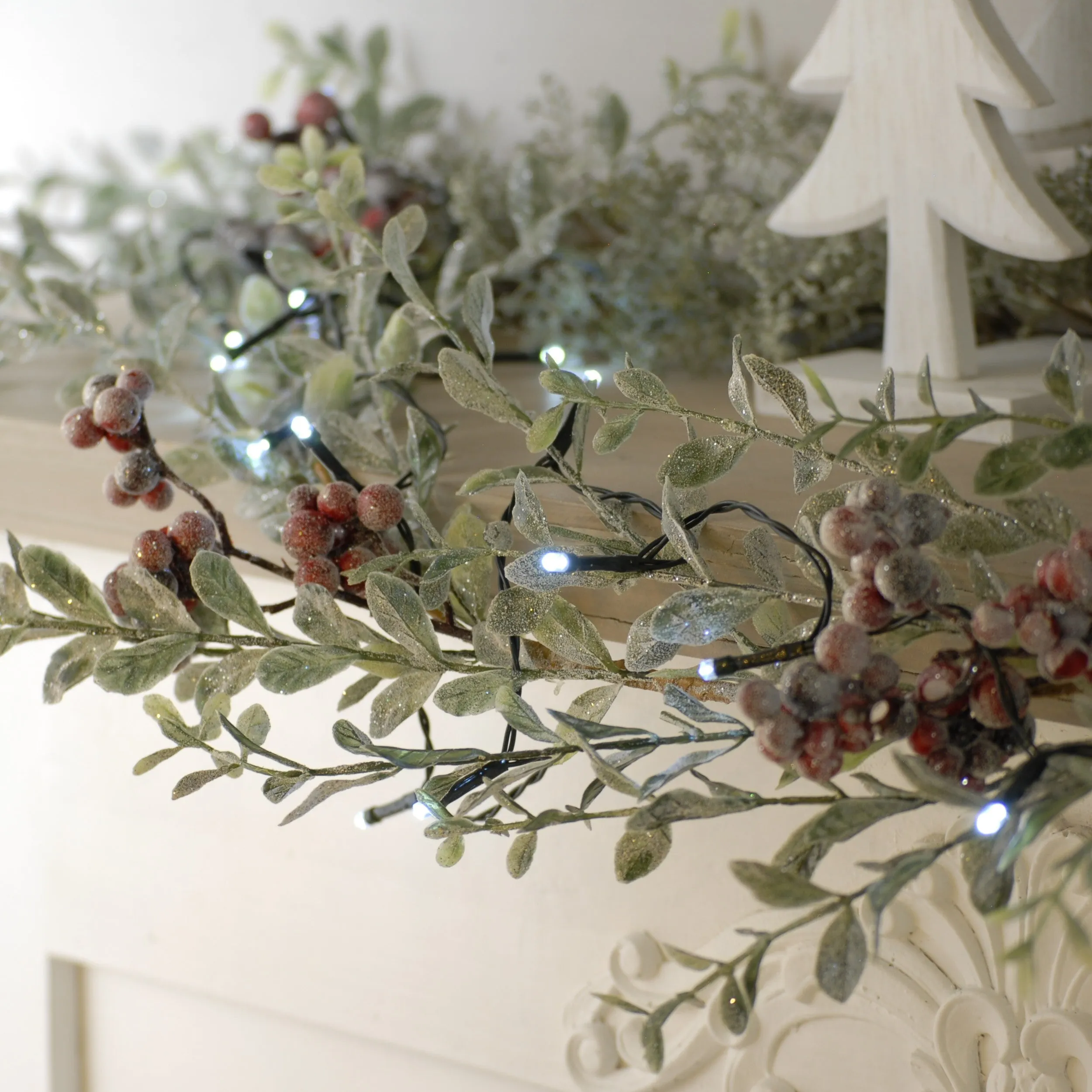 Festive 400 Cool White LED Battery Operated String Lights