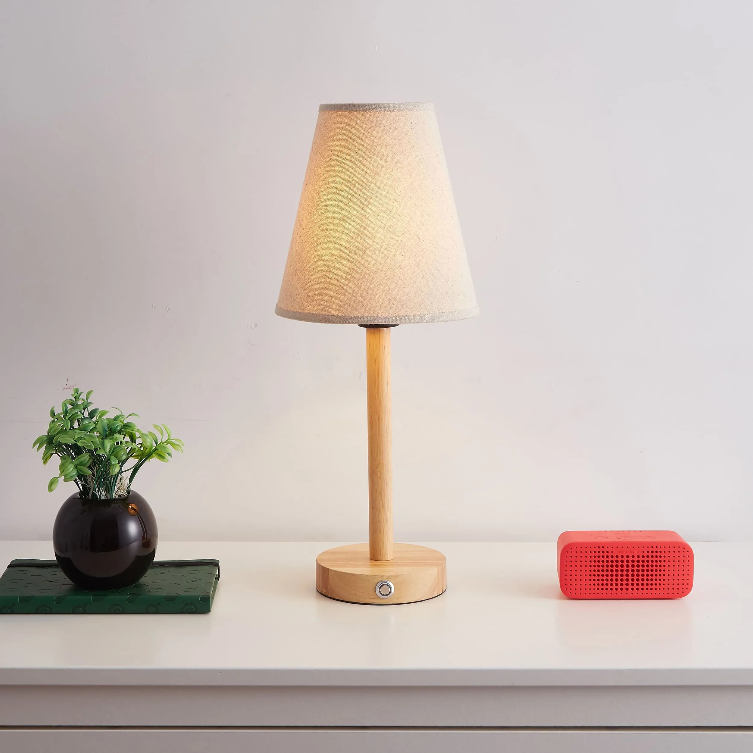 Nordic Style Cordless Wooden Table Lamp
