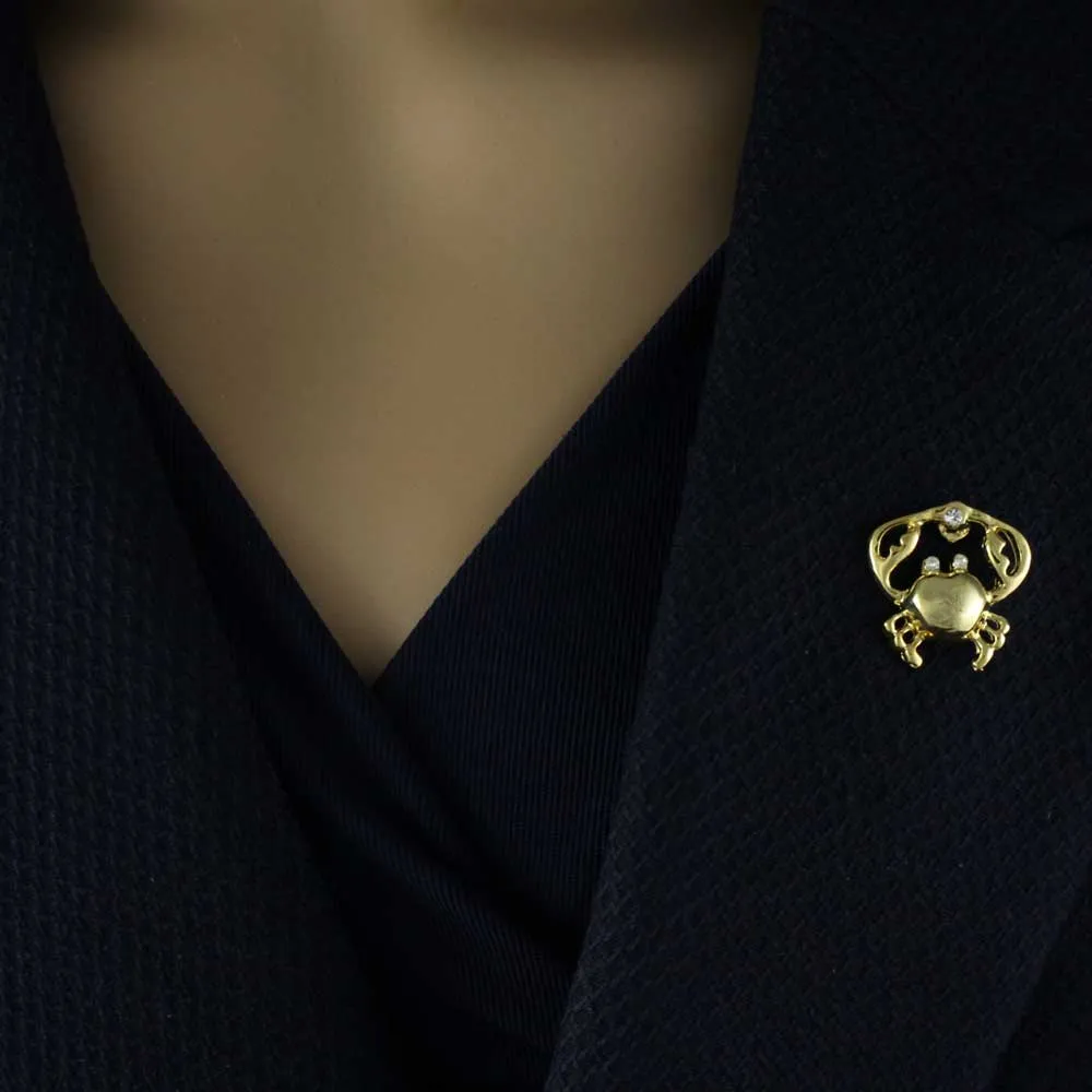 Small Gold-plated Crab with Clear Crystal Lapel Tac Pin - RAP114C