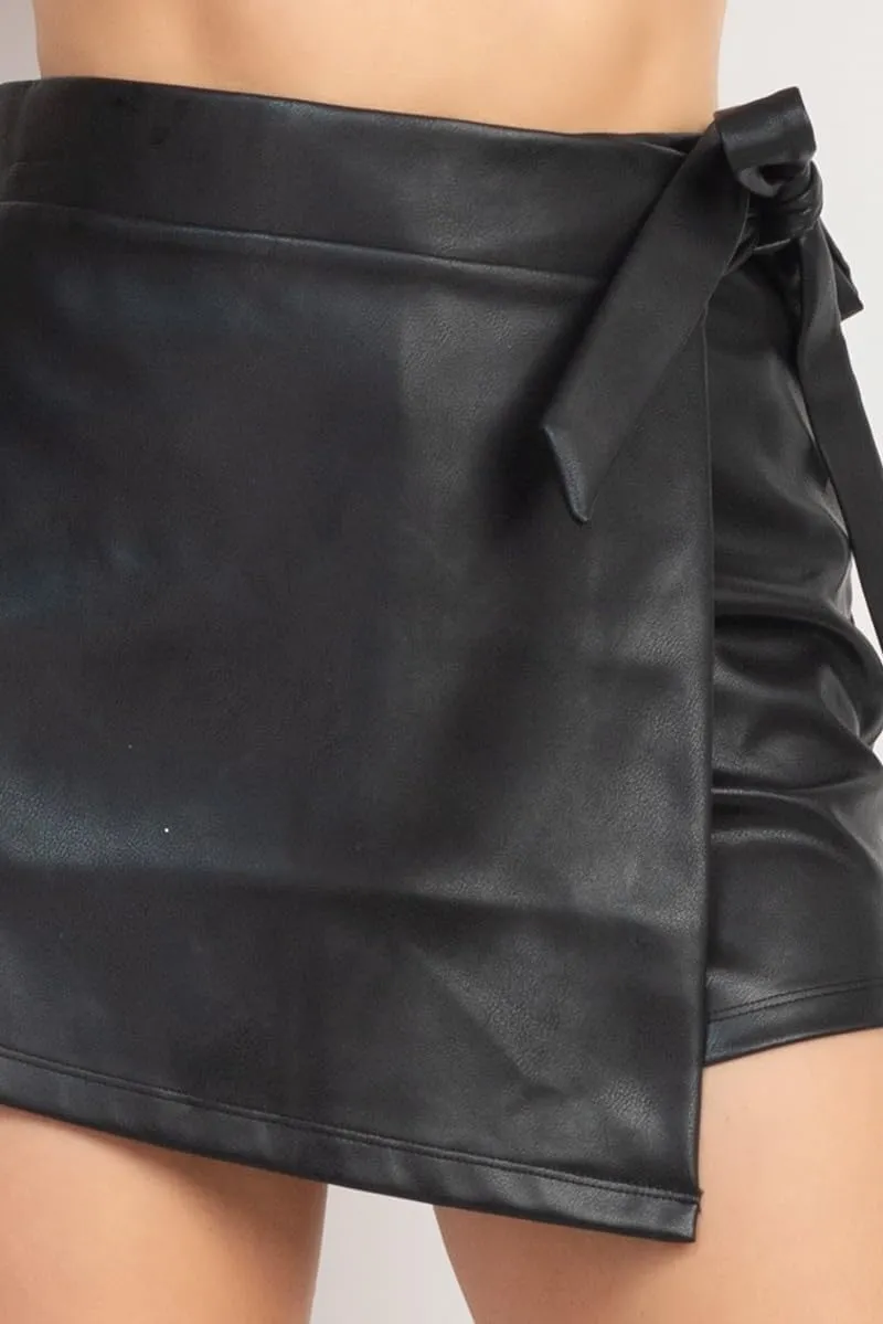 Women's high Waist Ribbon Wrapped Faux Leather Skort