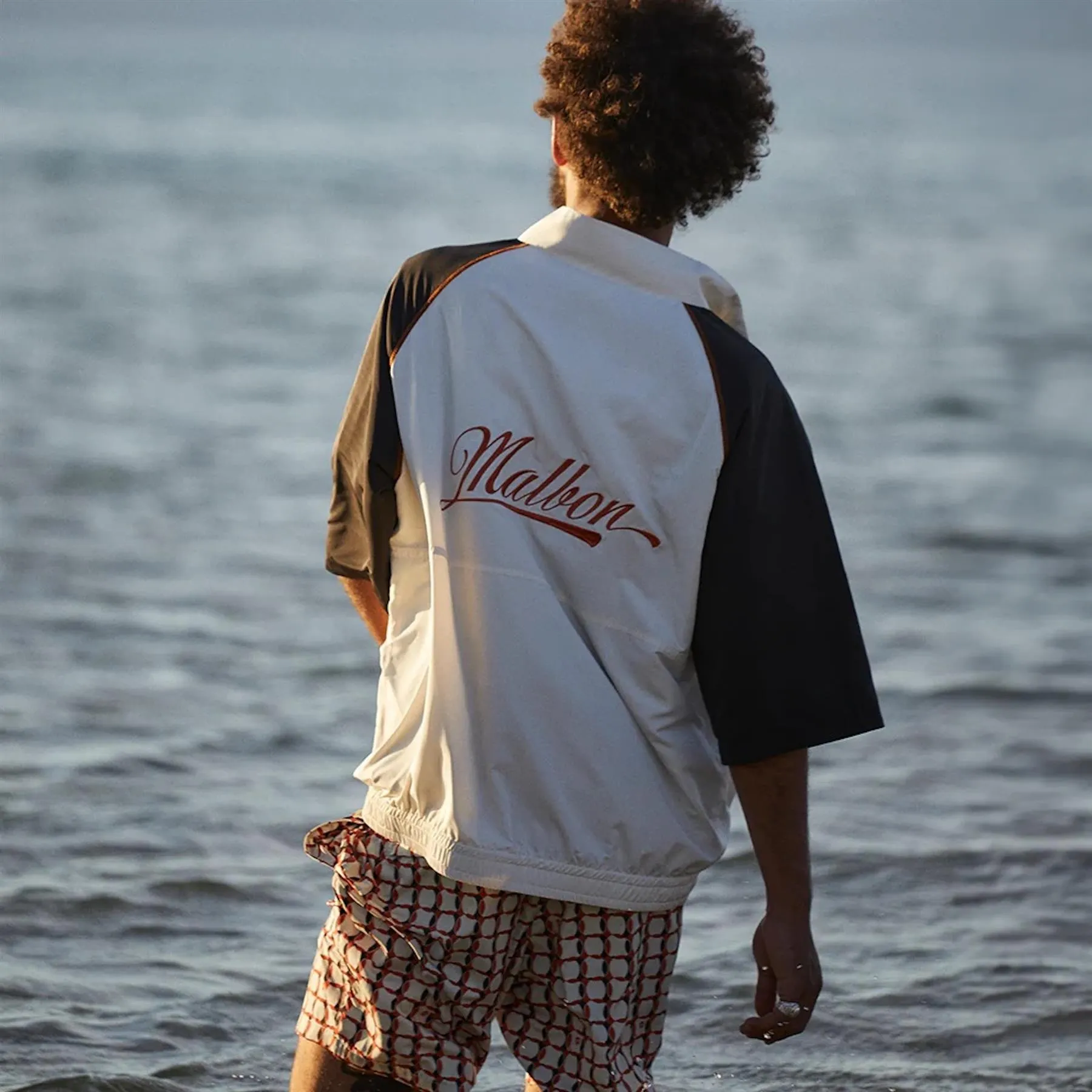 Wyatt Windshirt Tofu/Onyx - 2025