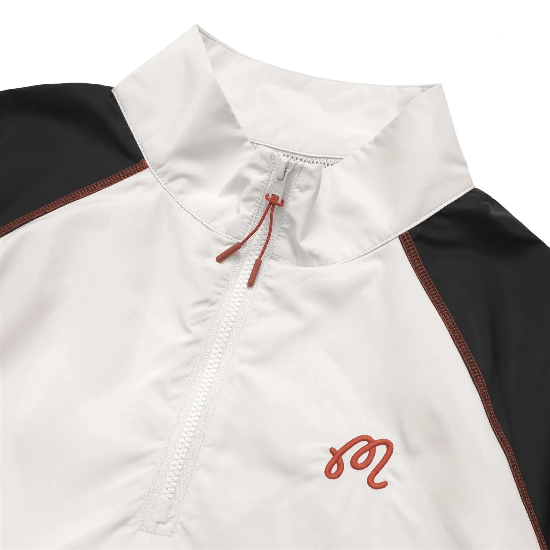 Wyatt Windshirt Tofu/Onyx - 2025
